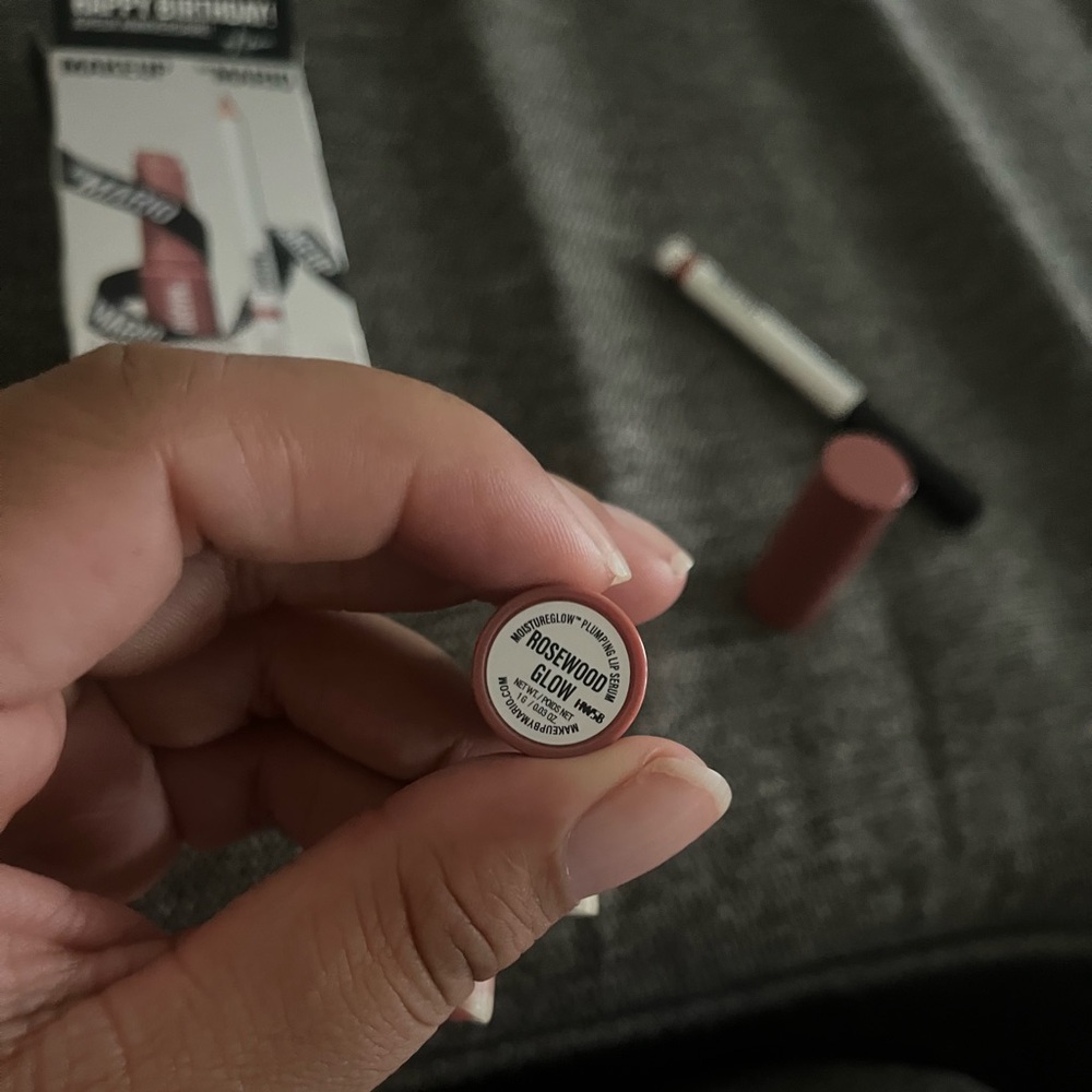 Lip Kit 👄 - Picture 5 of 5